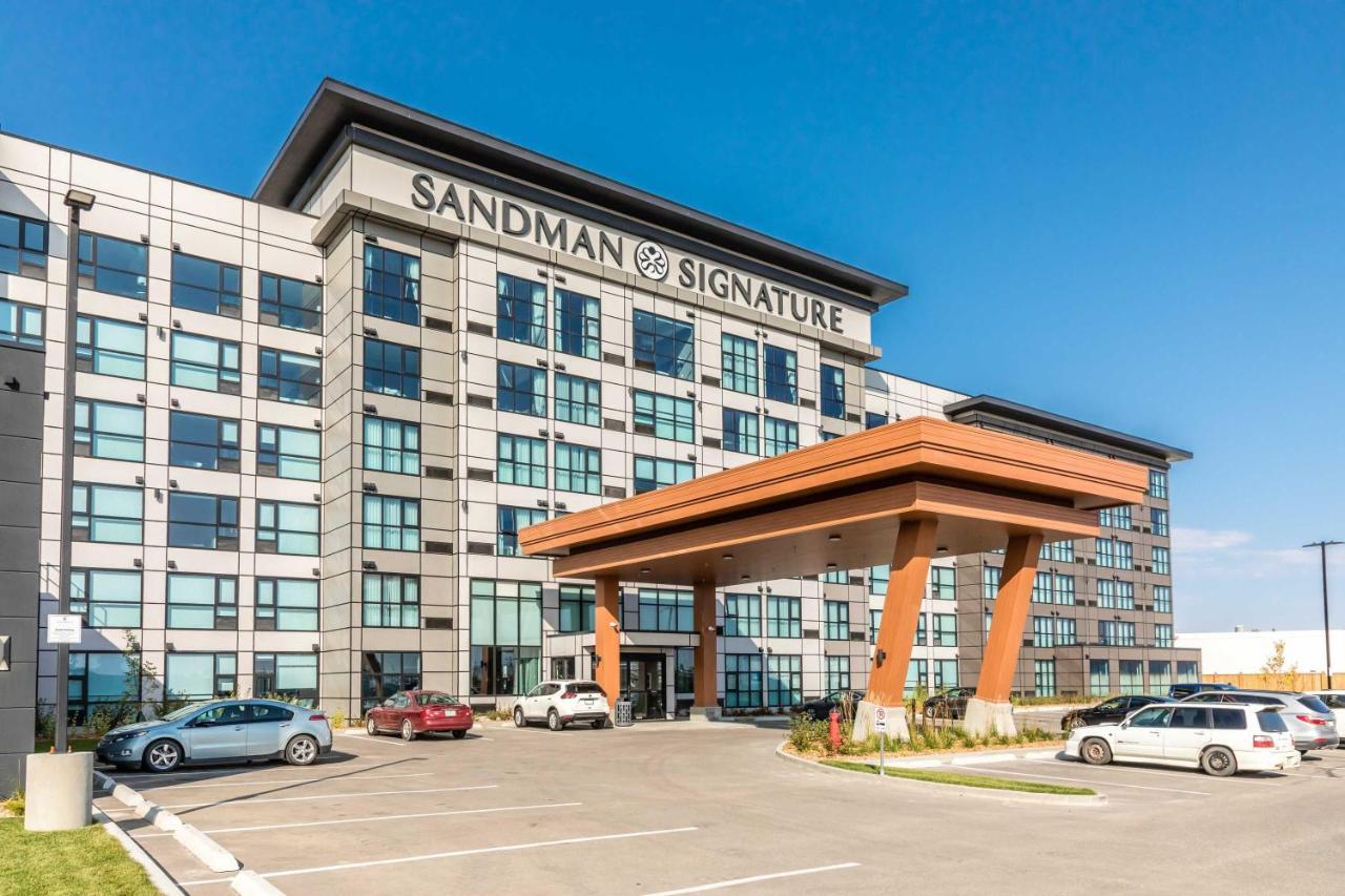 Sandman Signature Saskatoon South Hotel Bagian luar foto